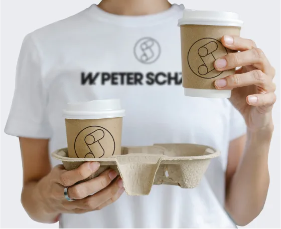 Unsere Grafikabteilung entwirft individuelle Layouts für Ihre Kundenartikel